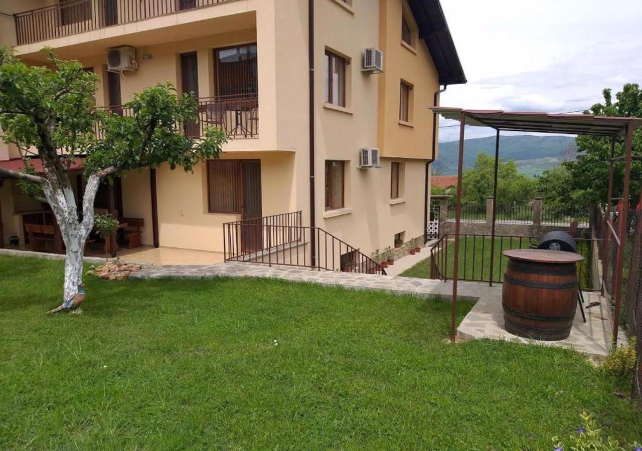 Къща За Гости Демика Sapareva Banya Exterior foto