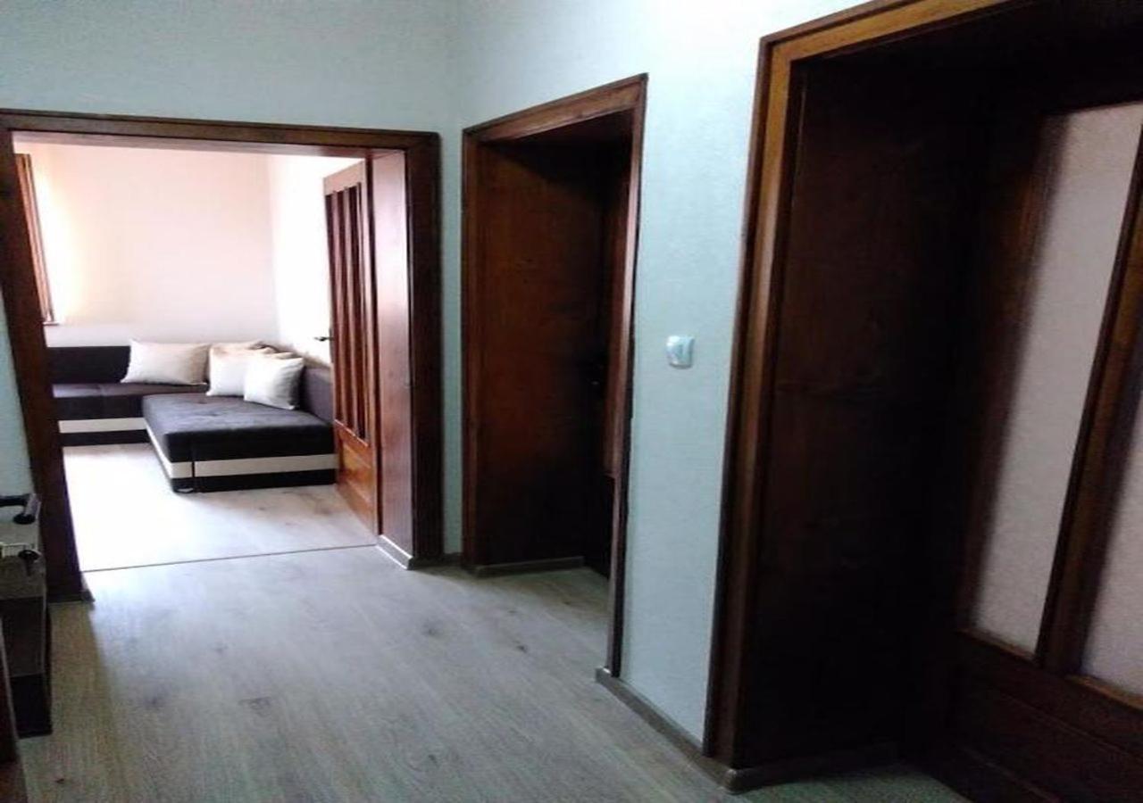Къща За Гости Демика Sapareva Banya Exterior foto